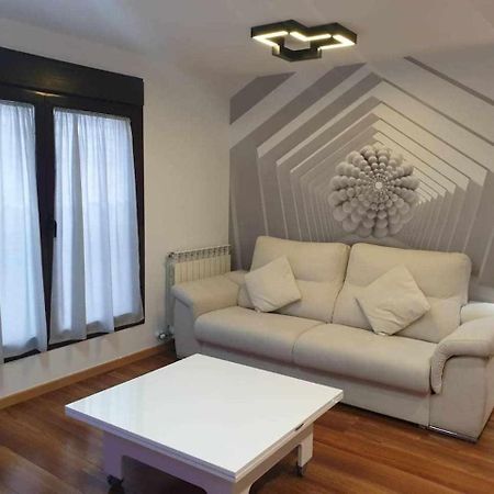 Centro Aparcamiento Gratuito Al Lado Del Pilar Apartman Zaragoza Kültér fotó