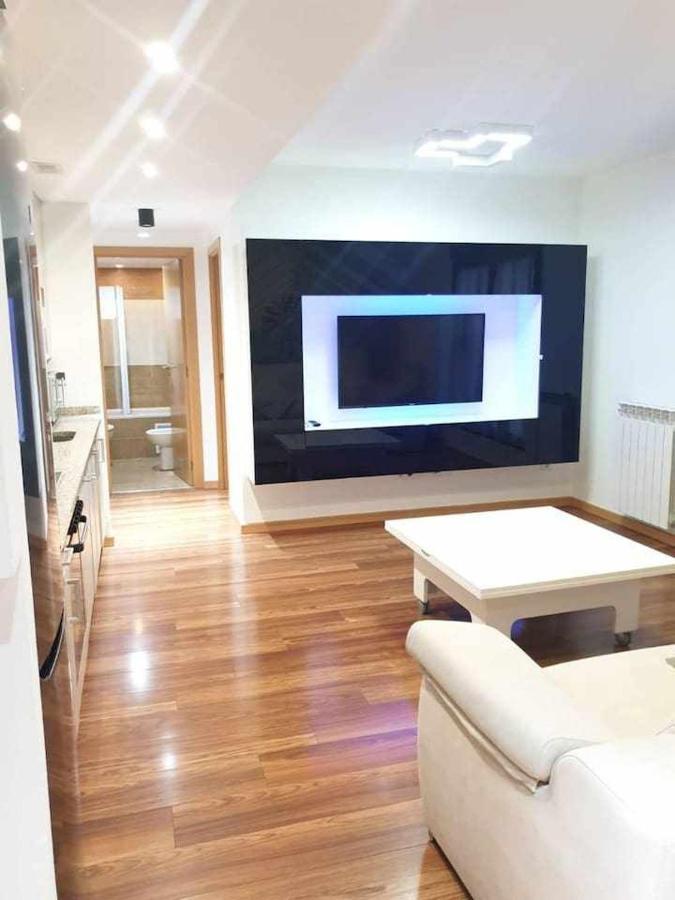 Centro Aparcamiento Gratuito Al Lado Del Pilar Apartman Zaragoza Kültér fotó