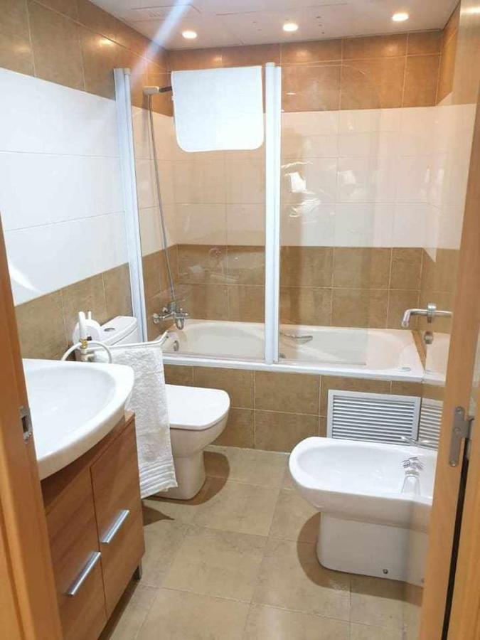 Centro Aparcamiento Gratuito Al Lado Del Pilar Apartman Zaragoza Kültér fotó